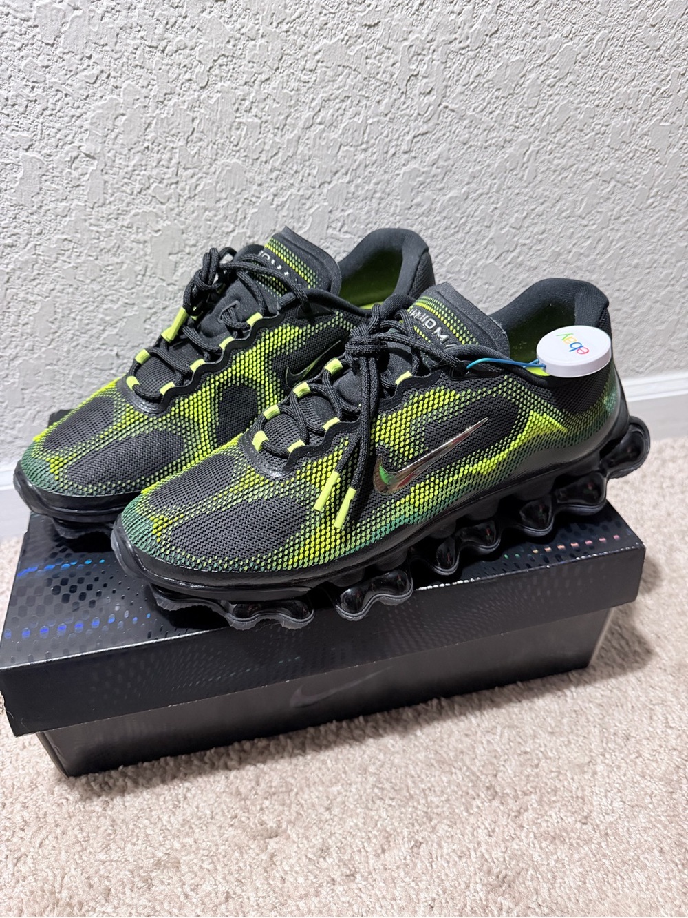 Nike Liquid Air Max Poison Dart Frog 11M VNDS LIKE NEW
